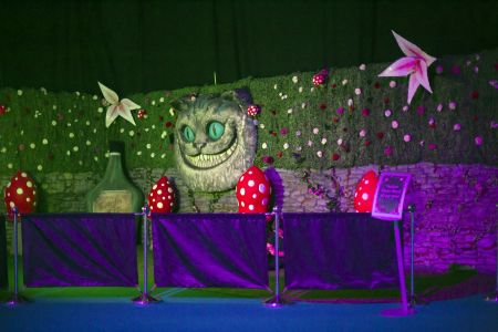 Cheshire Cat Decor Props