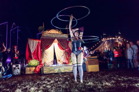 hula hoop act glastonbury festival